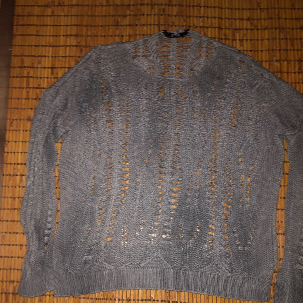 TOV sweater